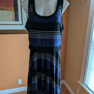 Old Navy Striped Midi Dress in Black and Blue Size XL